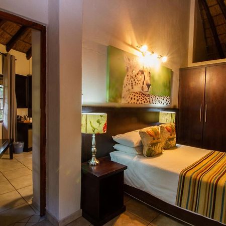 Emdoneni Lodge With Zululand Cat Conservation Project Hluhluwe Exterior photo