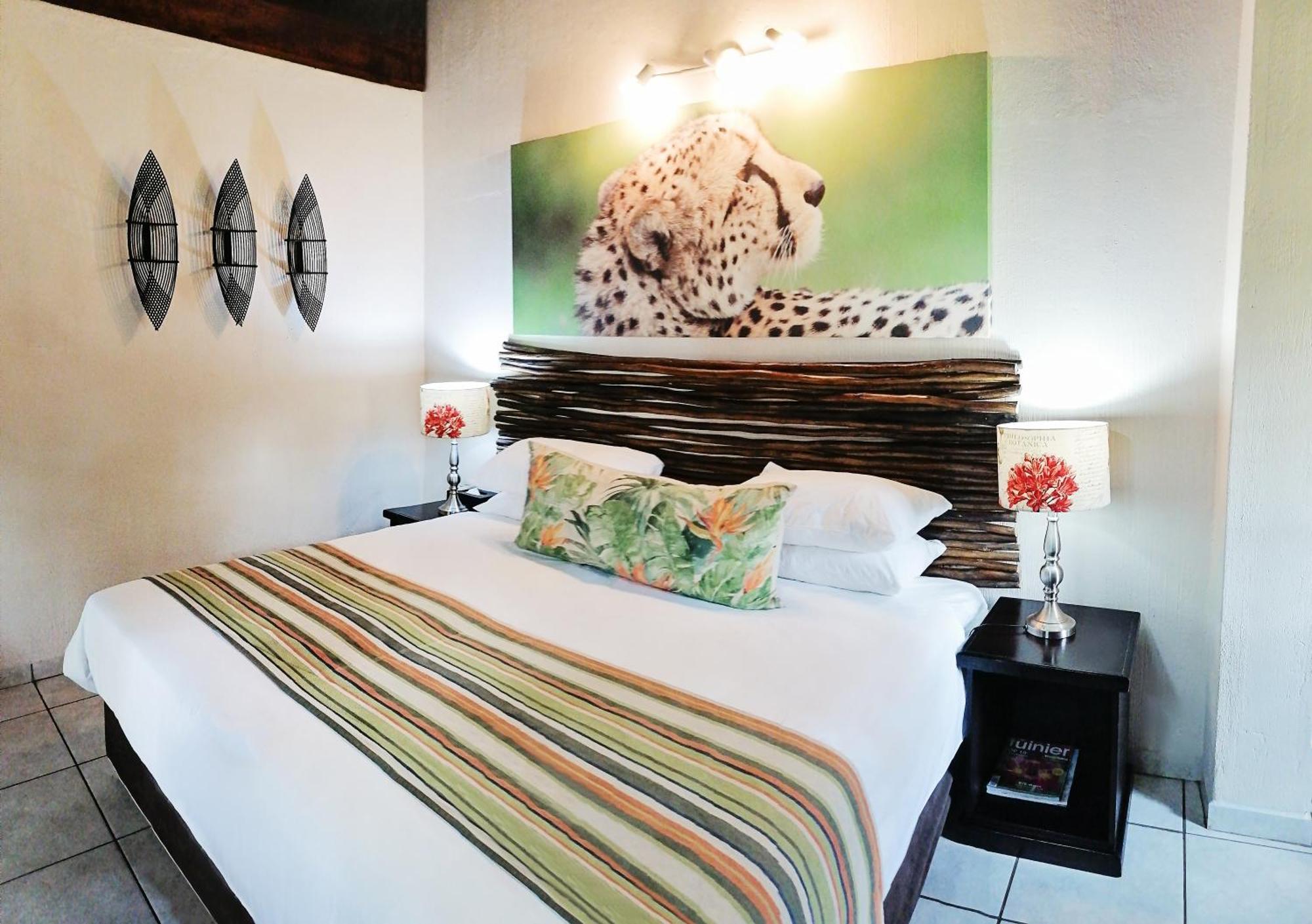 Emdoneni Lodge With Zululand Cat Conservation Project Hluhluwe Exterior photo