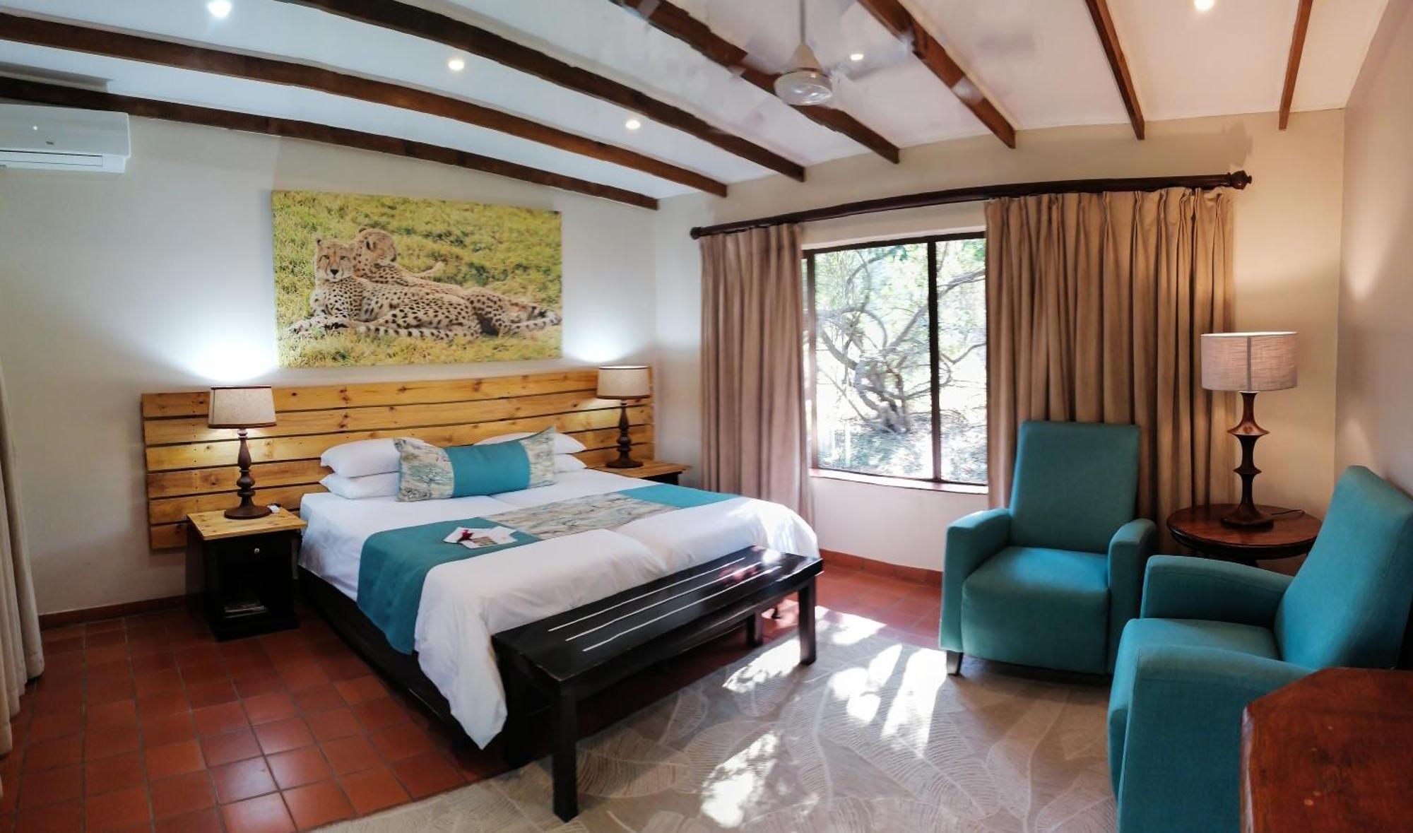 Emdoneni Lodge With Zululand Cat Conservation Project Hluhluwe Exterior photo